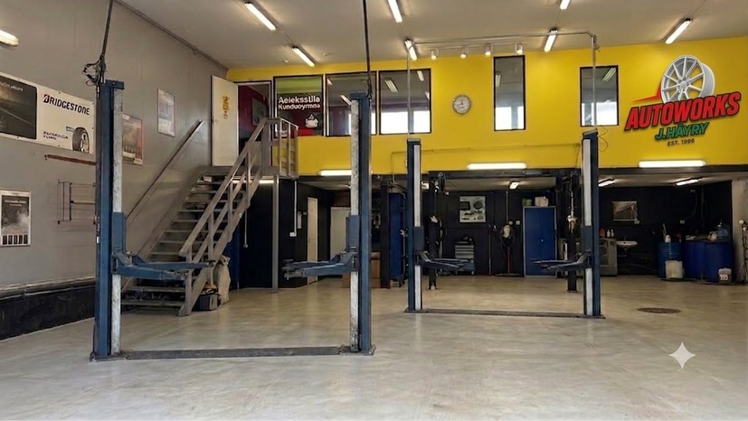 Kuva autohuoltoliikkeestä Autoworks J.Häyry Kirkkonummi